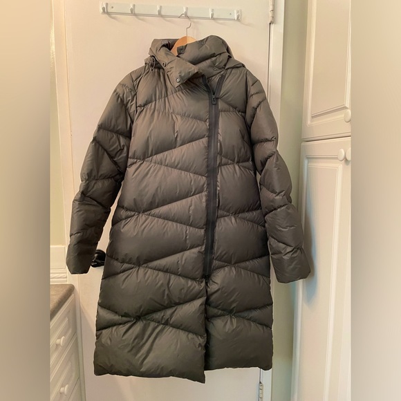Helly Hansen Tundra down jacket size L - Picture 1 of 3